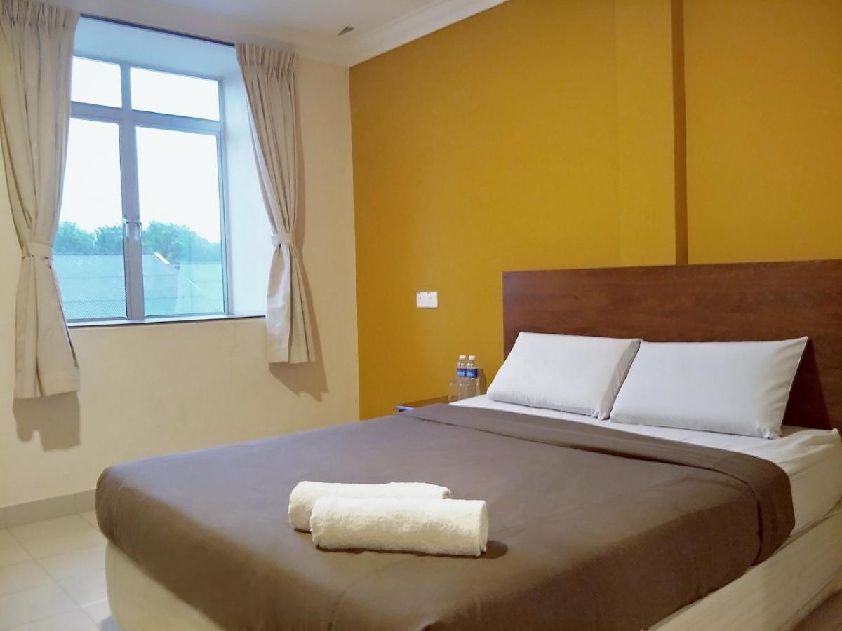 Tropicana Hotel Gemas 외부 사진